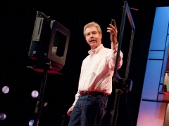 Eric Giler demos wireless electricity