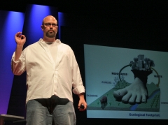 Alex Steffen: The route to a sustainable future