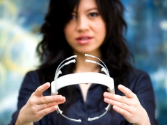 Tan Le: A headset that reads your brainwaves