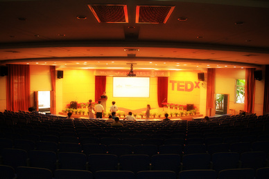 TEDxJinlingHighSchool