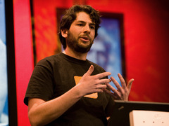 Blaise Aguera y Arcas demos Photosynth