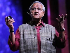 Bunker Roy: Learning from a barefoot movement