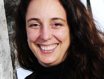Tania Bruguera - desaturate